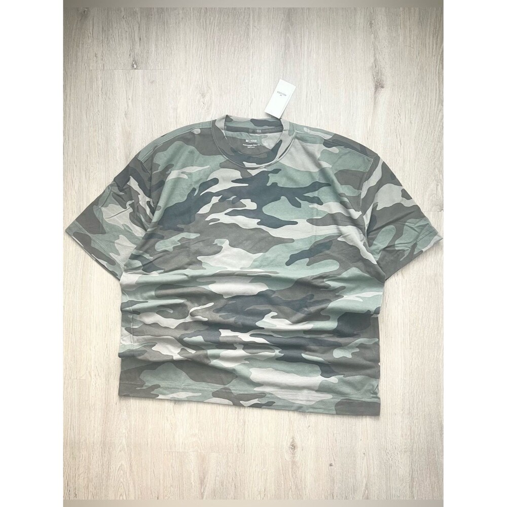 NWT Hollister Heavyweight Boxy Fit T-Shirt Mens Large Gray Camouflage Crew Neck